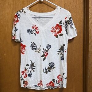 Maurices Red and Black Floral Short Sleeve Top